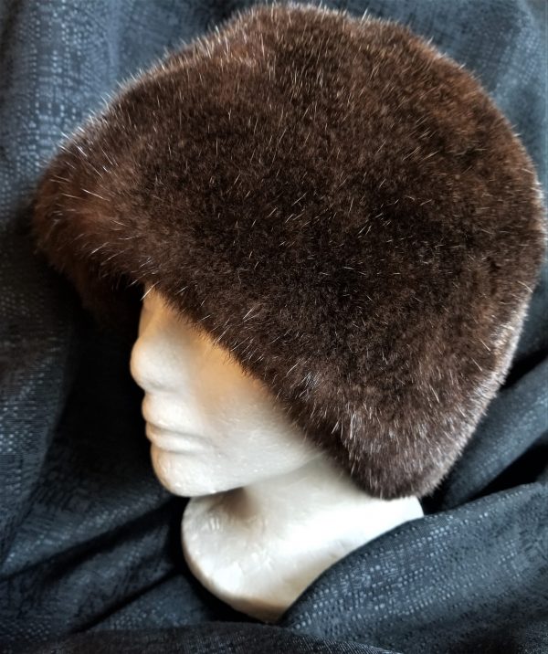 Sea Otter Hat – Women’s Luxurious Hand Made