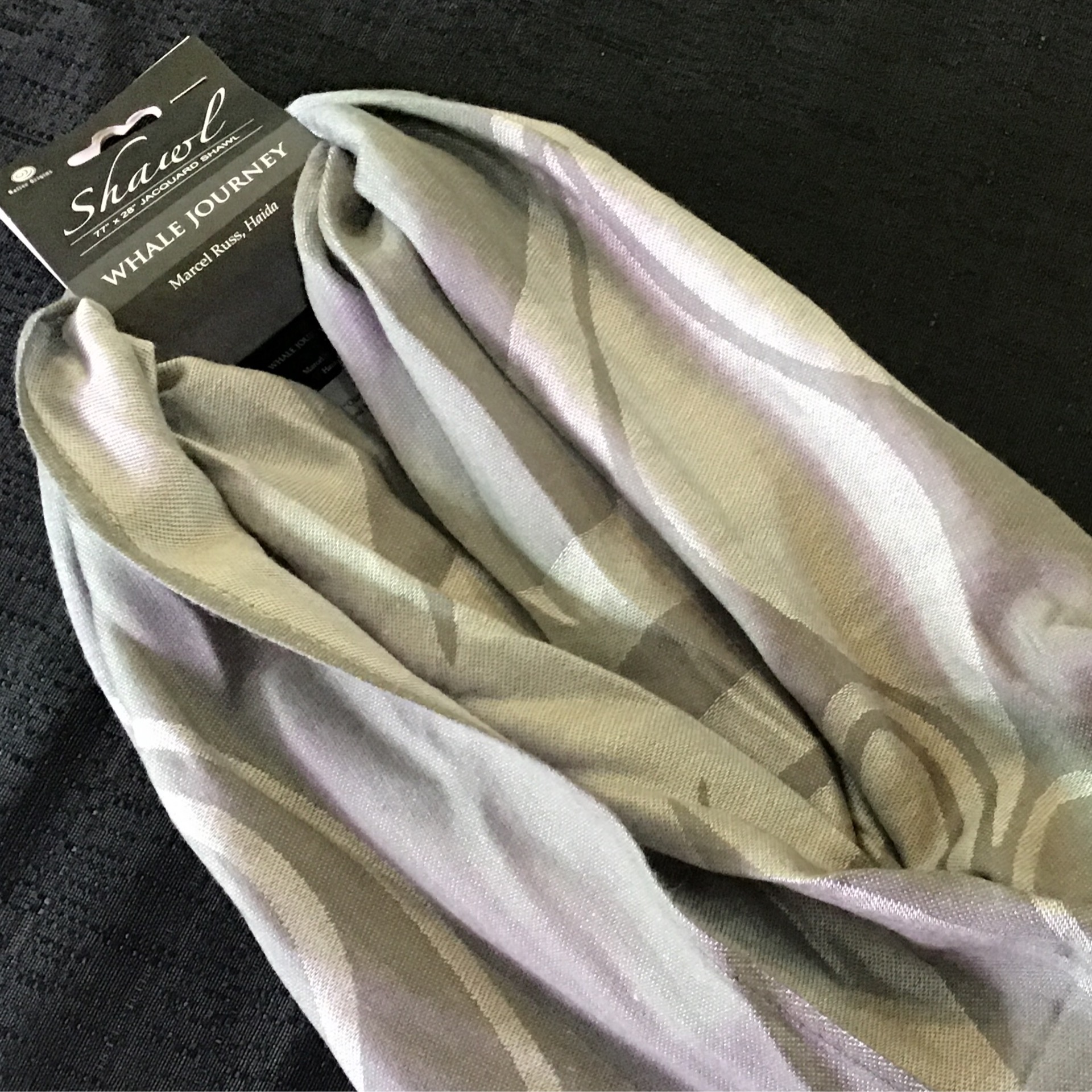 Shawl Whale Journey silver-gray color